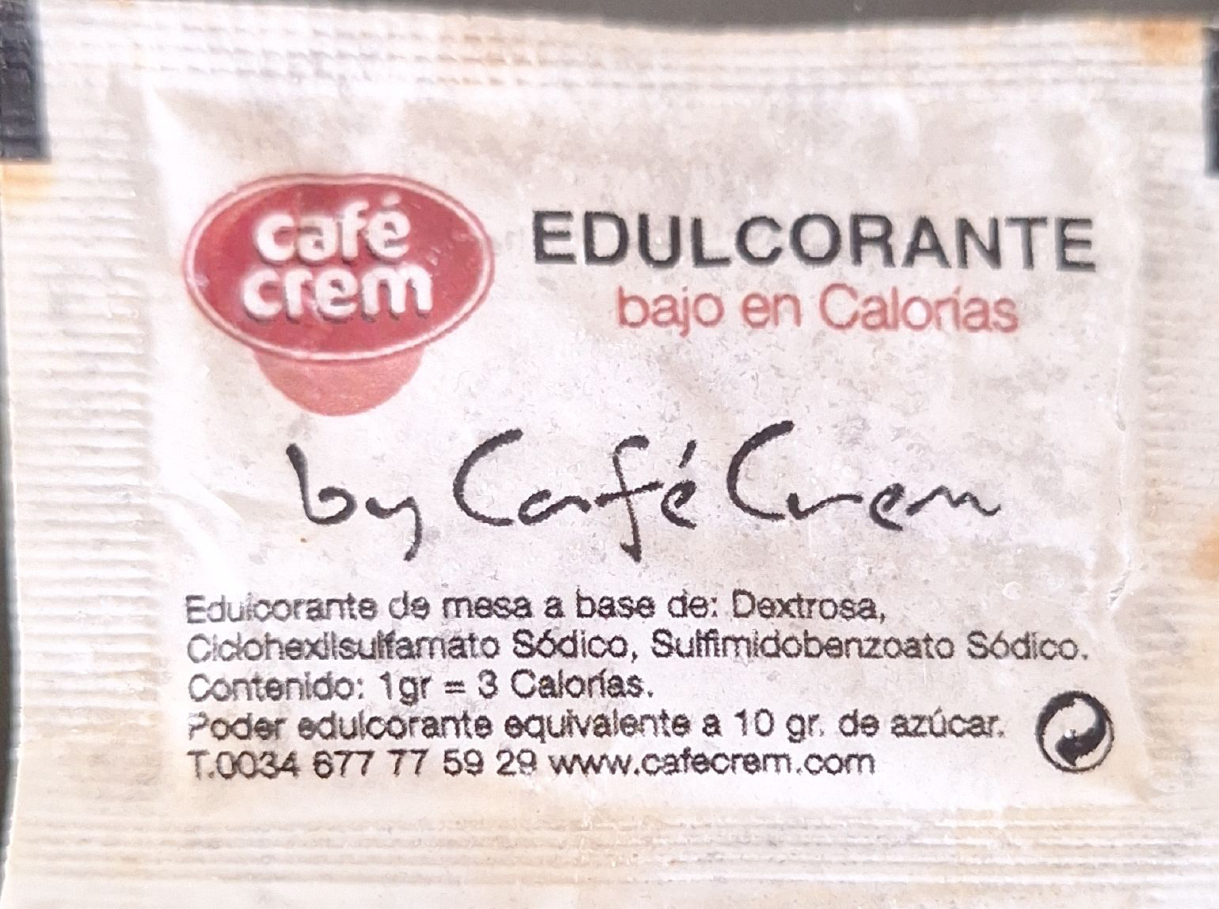 Sobres de edulcorantes de la marca de café CREM. Sobres de edulcorantes de la marca de café CREM.