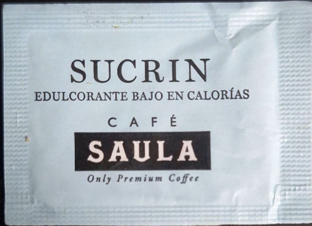 Sobres de edulcorantes de España de la marca de café SAULA. Sobres de edulcorantes de España de la marca de café SAULA.