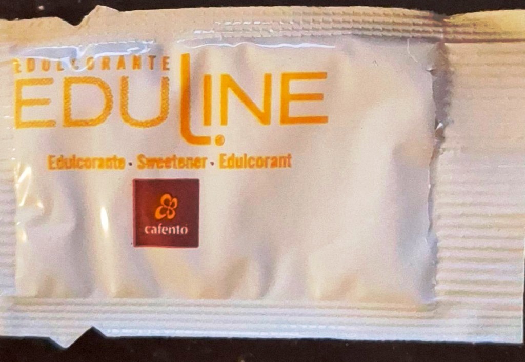 Sobres de edulcorantes de la marca de café CAFENTO. Sobres de edulcorantes de la marca de café CAFENTO.