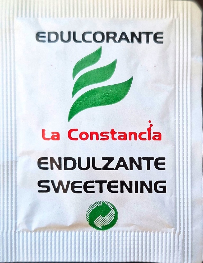 Sobres de edulcorantes de la marca de edulcorante LA CONSTANCIA. Sobres de edulcorantes de la marca de edulcorante LA CONSTANCIA.