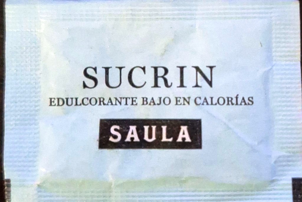 Sobres de edulcorantes de España de la marca de café SAULA. Sobres de edulcorantes de España de la marca de café SAULA.