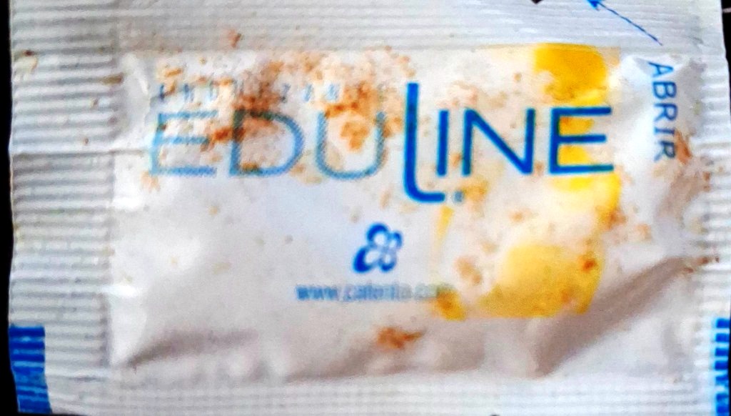 Sobres de edulcorantes de la marca de café CAFENTO. Sobres de edulcorantes de la marca de café CAFENTO.