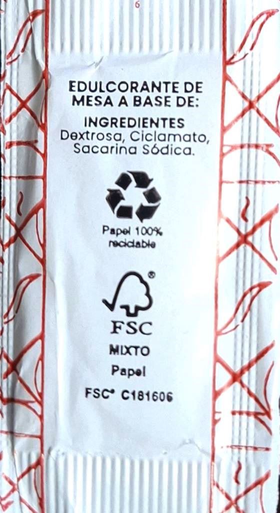 Sobres de edulcorantes de la marca de café BOU. Sobres de edulcorantes de la marca de café BOU.