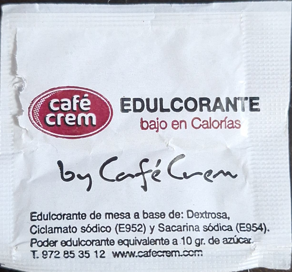 Sobres de edulcorantes de la marca de café CREM. Sobres de edulcorantes de la marca de café CREM.