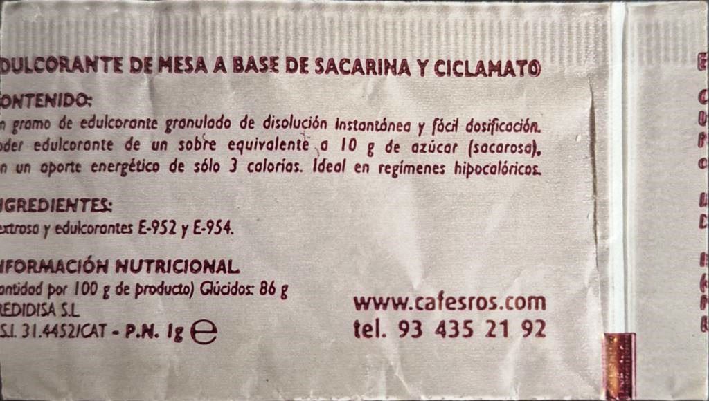 Sobres de edulcorantes de España de la marca de café ROS. Sobres de edulcorantes de España de la marca de café ROS.