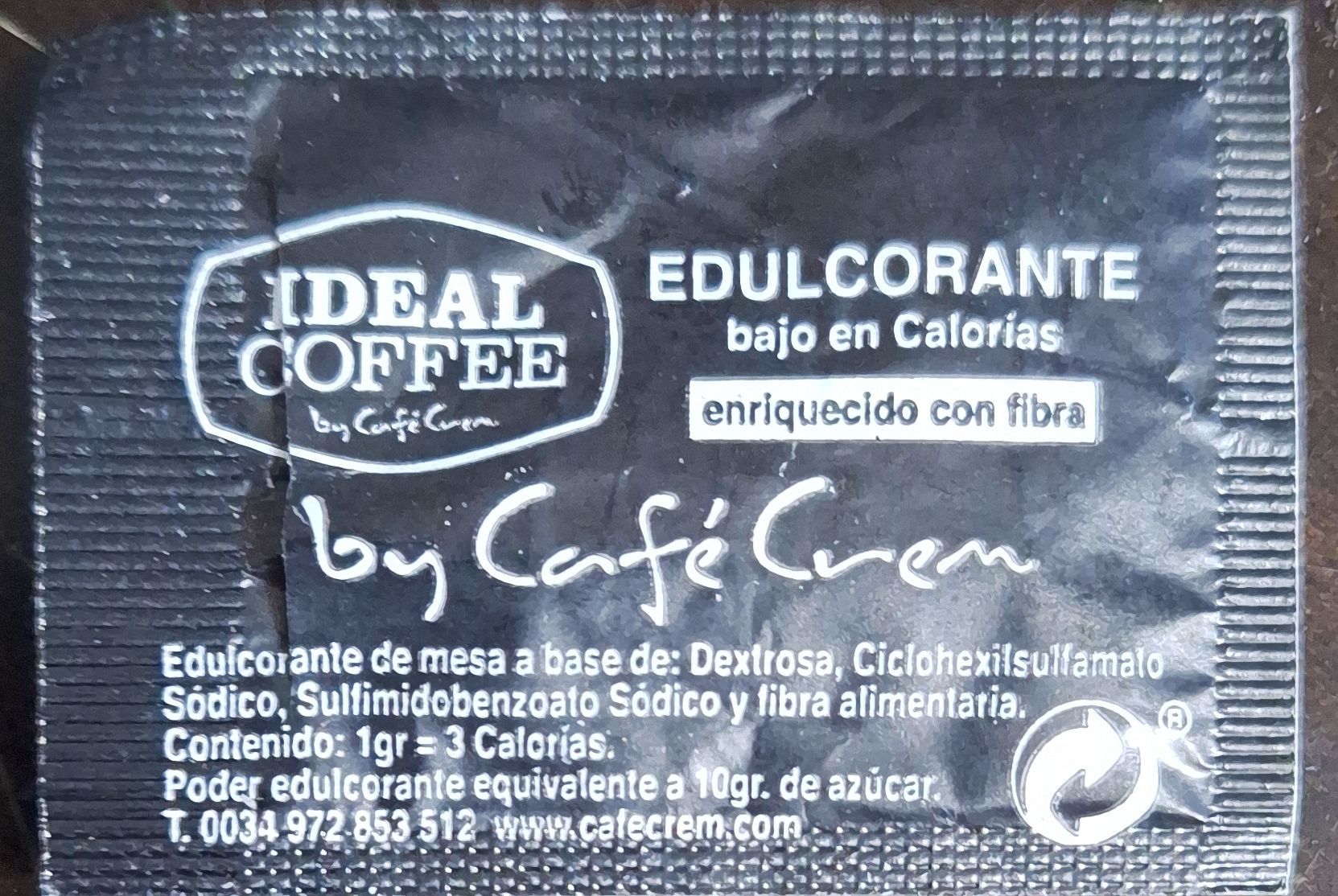 Sobres de edulcorantes de la marca de café CREM. Sobres de edulcorantes de la marca de café CREM.