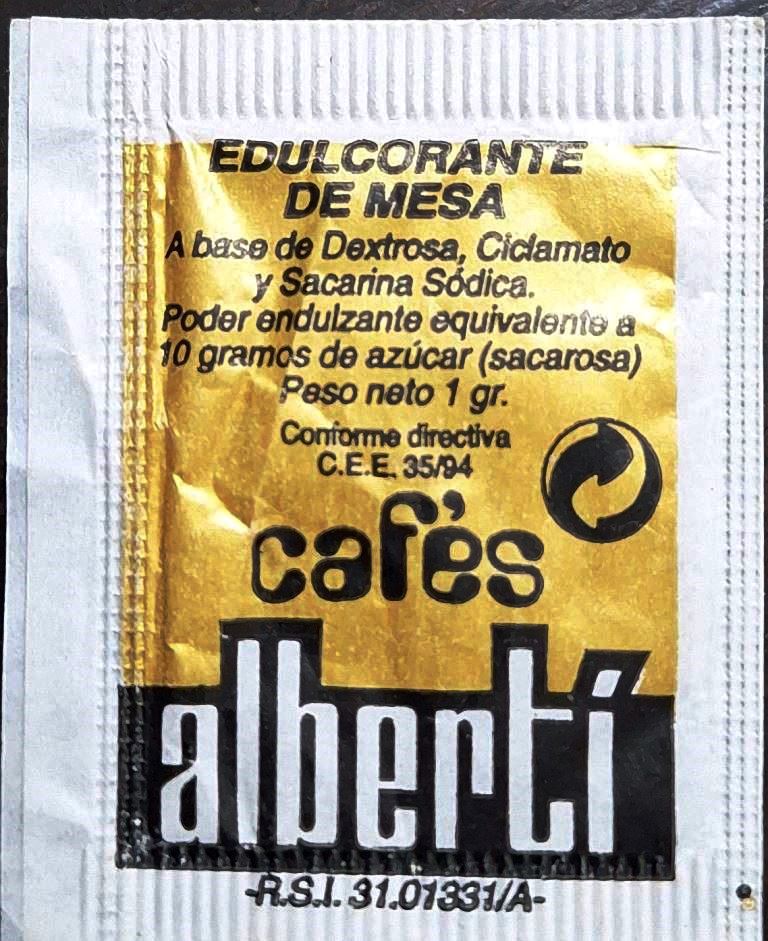 Sobres de edulcorantes de la marca de café ALBERTI. Sobres de edulcorantes de la marca de café ALBERTI.
