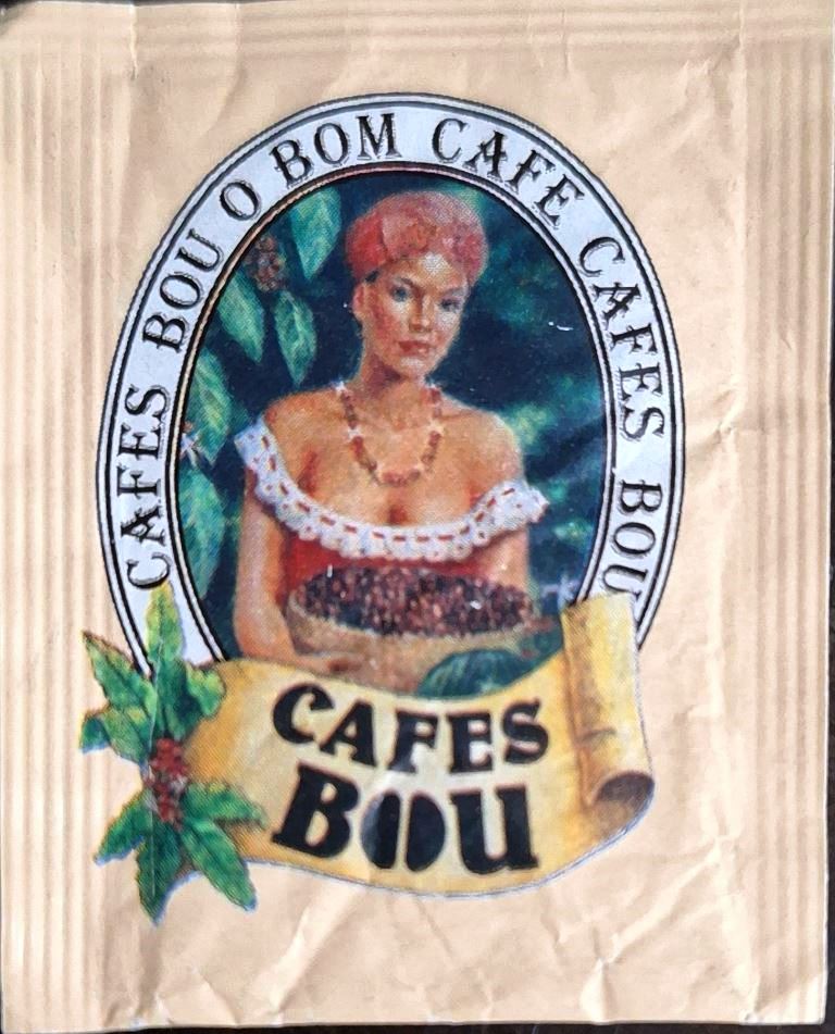 Sobres de edulcorantes de la marca de café BOU. Sobres de edulcorantes de la marca de café BOU.