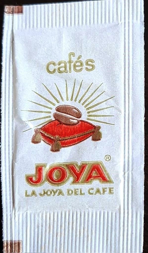 Sobres de edulcorantes de la marca de café JOYA. Sobres de edulcorantes de la marca de café JOYA.