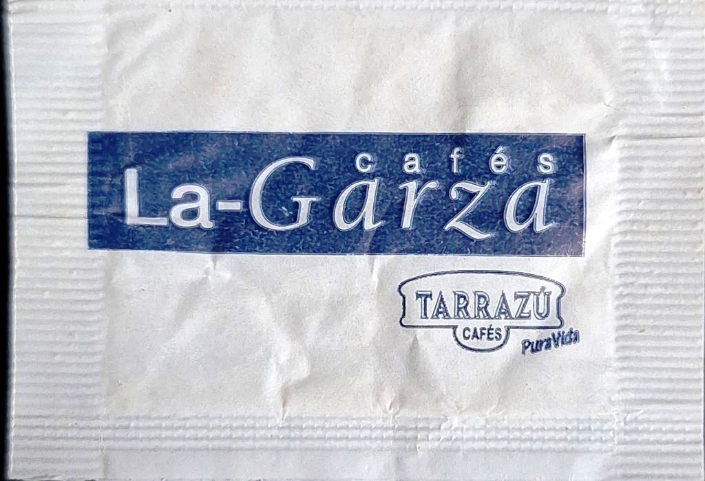 Sobres de edulcorantes de España de la marca de café LA GARZA. Sobres de edulcorantes de España de la marca de café LA GARZA.