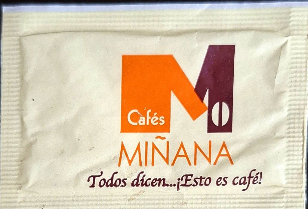 Sobres de edulcorantes de España de la marca de café MIÑANA. Sobres de edulcorantes de España de la marca de café MIÑANA.