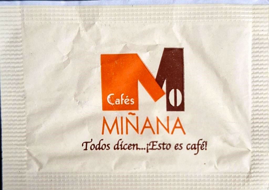 Sobres de edulcorantes de España de la marca de café MIÑANA. Sobres de edulcorantes de España de la marca de café MIÑANA.