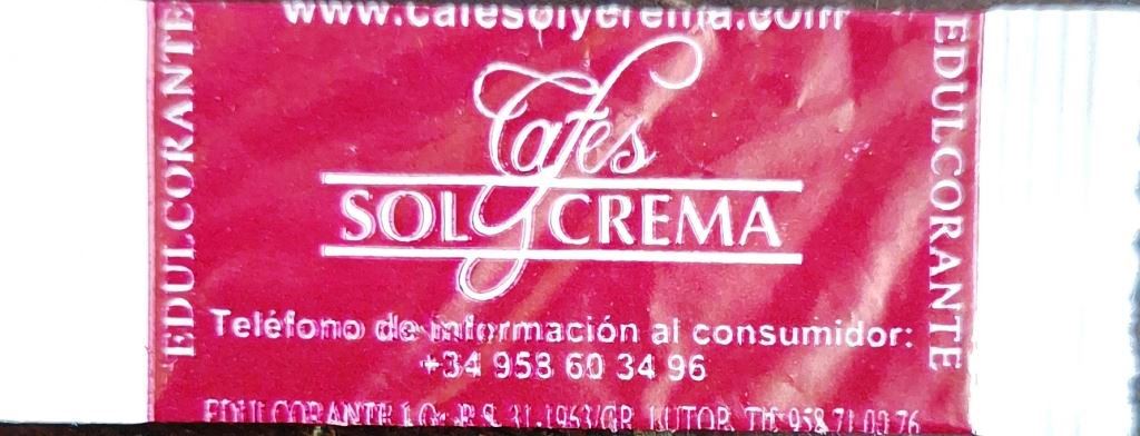 Sobres de edulcorantes de España de la marca de café SOL Y CREMA. Sobres de edulcorantes de España de la marca de café SOL Y CREMA.