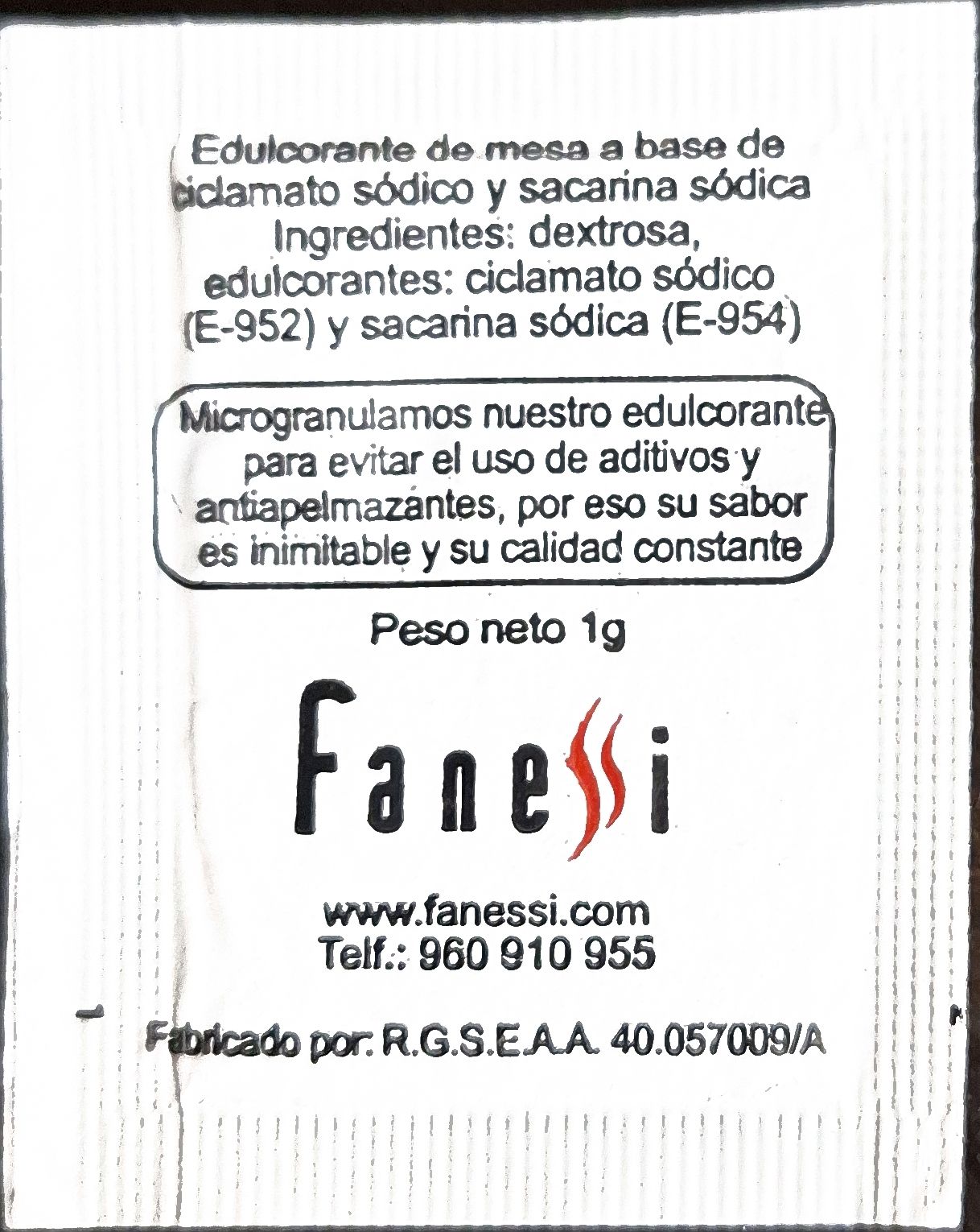 Sobres de edulcorantes de la marca de café FANESSI. Sobres de edulcorantes de la marca de café FANESSI.