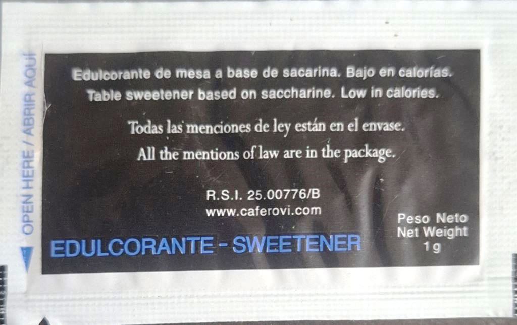 Sobres de edulcorantes de España de la marca de café ROVI. Sobres de edulcorantes de España de la marca de café ROVI.