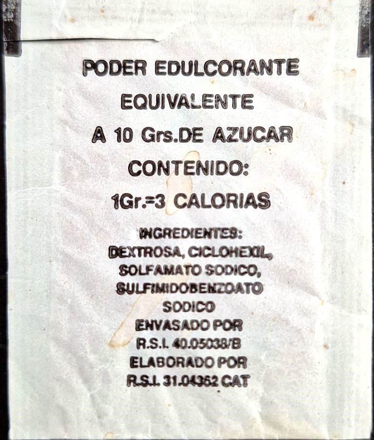 Sobres de edulcorantes de España de la marca de café NOVELL. Sobres de edulcorantes de España de la marca de café NOVELL.