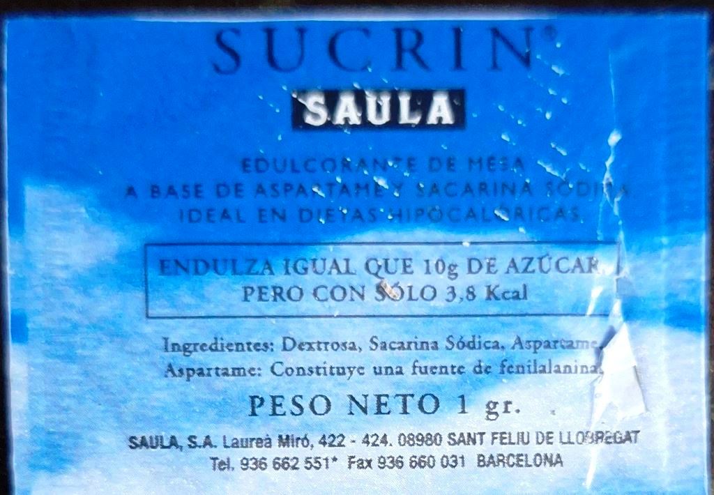 Sobres de edulcorantes de España de la marca de café SAULA. Sobres de edulcorantes de España de la marca de café SAULA.