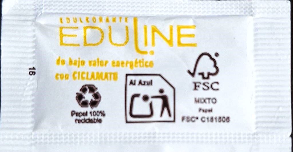 Sobres de edulcorantes de la marca de café CAFENTO. Sobres de edulcorantes de la marca de café CAFENTO.