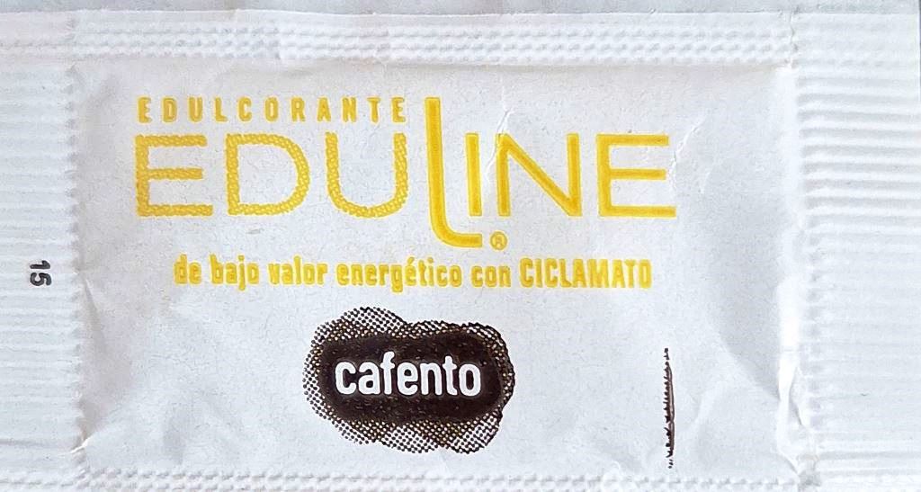 Sobres de edulcorantes de la marca de café CAFENTO. Sobres de edulcorantes de la marca de café CAFENTO.