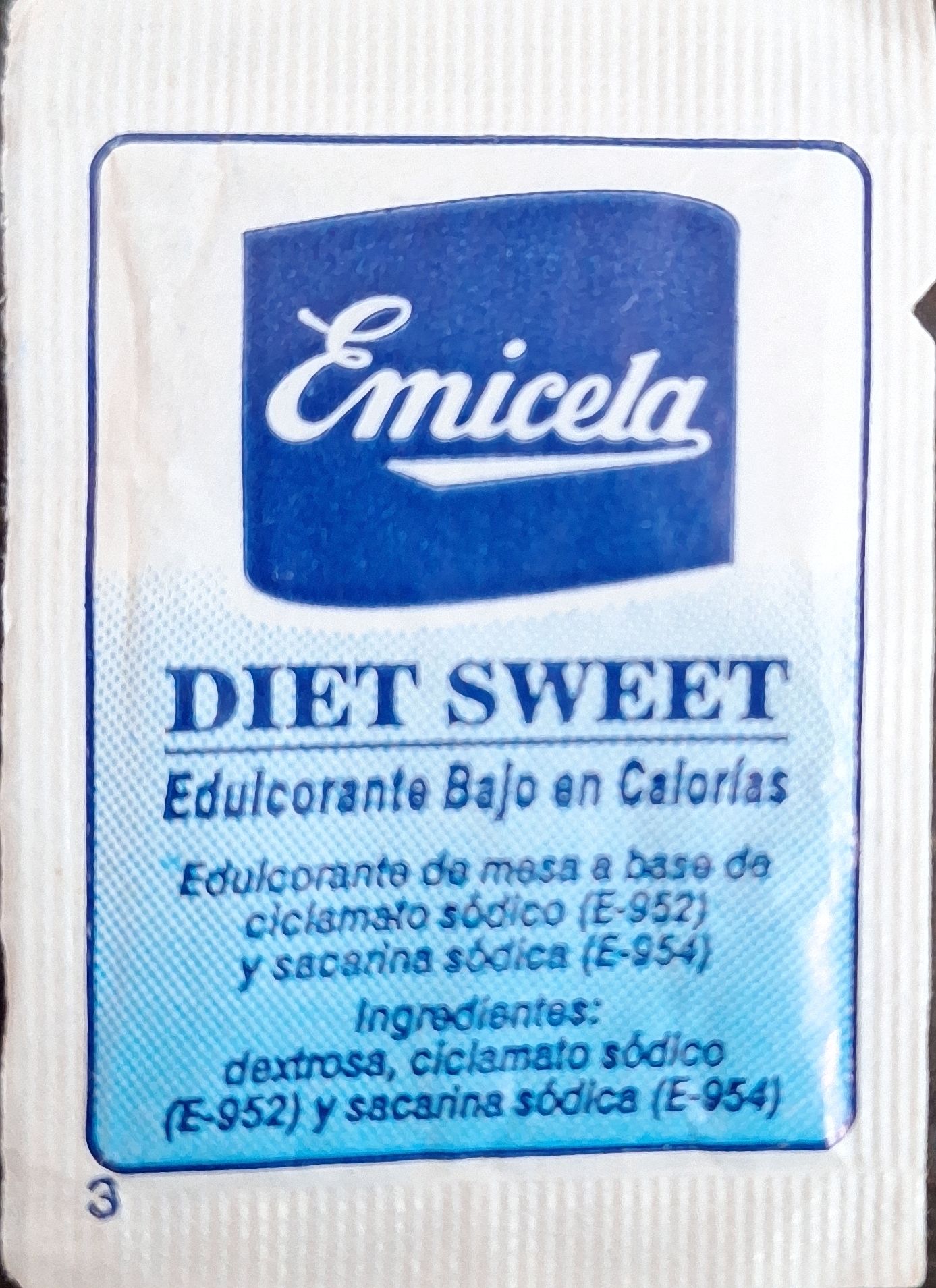 Sobres de edulcorantes de la marca de café EMICELA. Sobres de edulcorantes de la marca de café EMICELA.