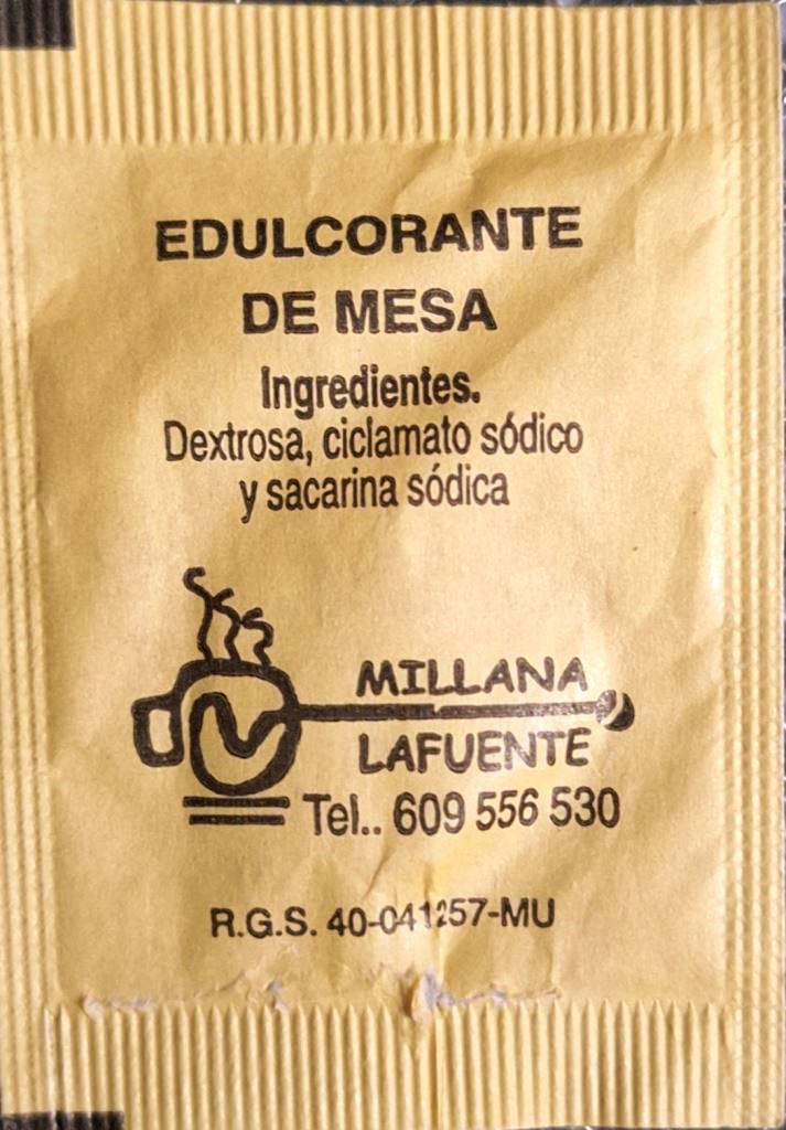Sobres de edulcorantes de España de la marca de café SAIMAZA. Sobres de edulcorantes de España de la marca de café SAIMAZA.