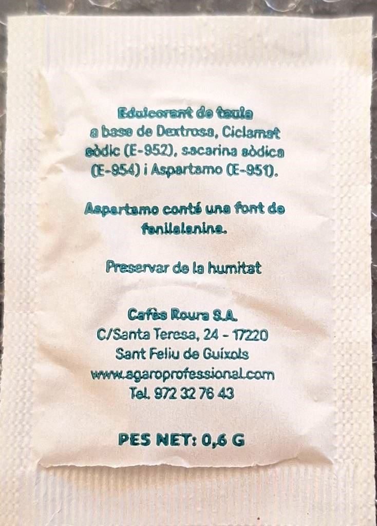Sobres de edulcorantes de España de la marca de café ROURA. Sobres de edulcorantes de España de la marca de café ROURA.