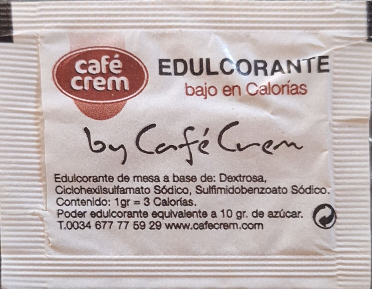 Sobres de edulcorantes de la marca de café CREM. Sobres de edulcorantes de la marca de café CREM.
