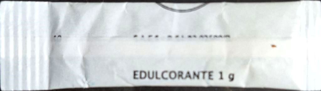 Sobres de edulcorantes de la marca de café BAZAR. Sobres de edulcorantes de la marca de café BAZAR.