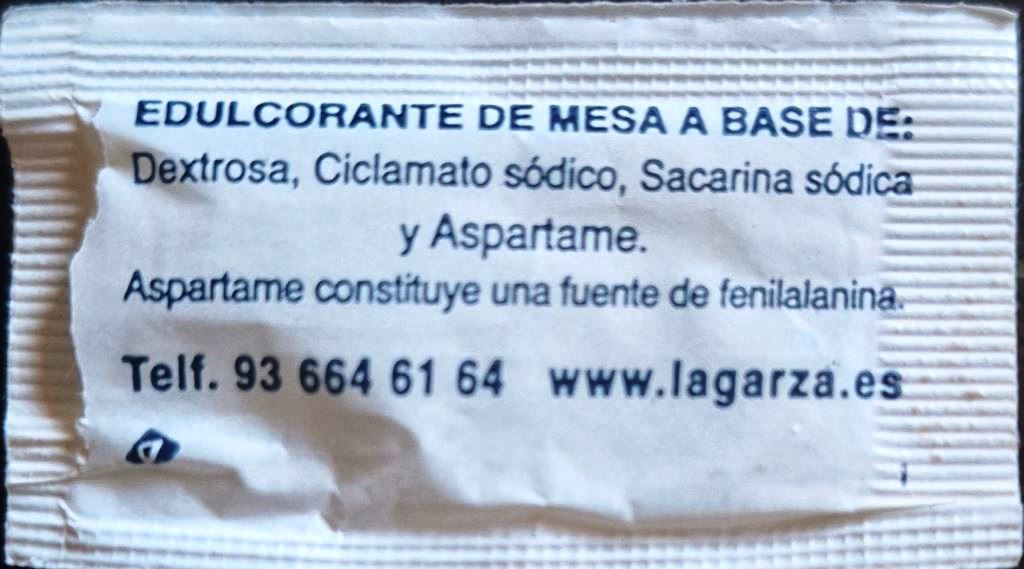 Sobres de edulcorantes de España de la marca de café LA GARZA. Sobres de edulcorantes de España de la marca de café LA GARZA.