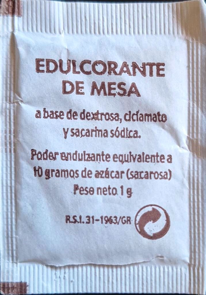 Sobres de edulcorantes de España de la marca de café LUGOMER. Sobres de edulcorantes de España de la marca de café LUGOMER.