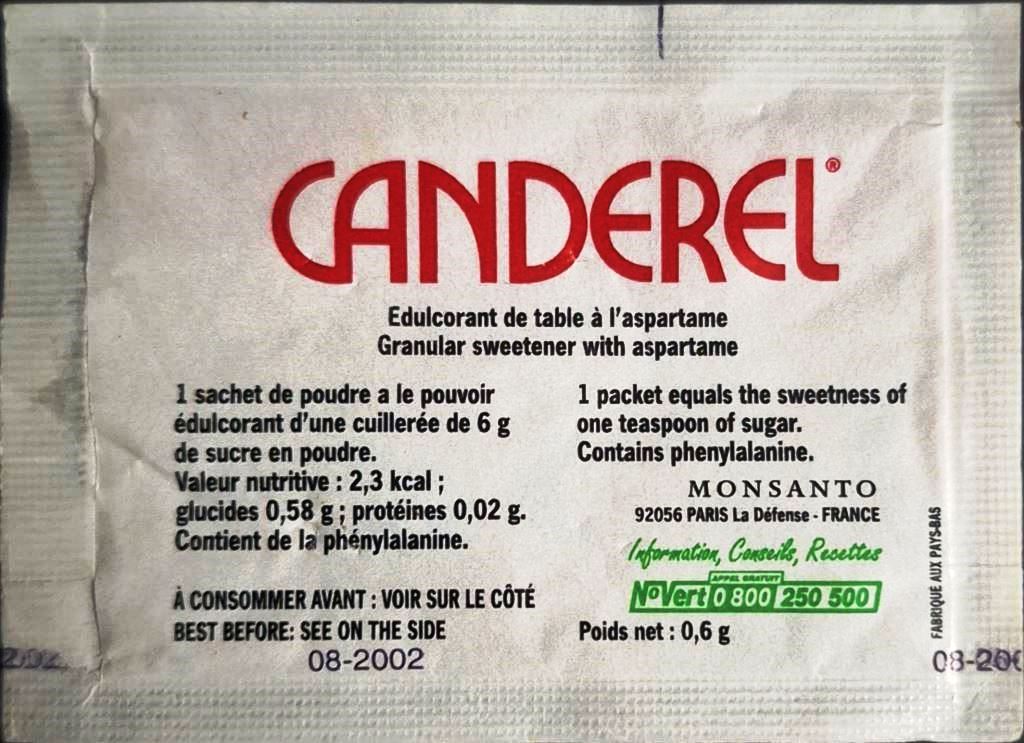 Ma collection personnelle de Sachets d'édulcorant de la marque d'édulcorant CANDEREL de France. Ma collection personnelle de Sachets d'édulcorant de la marque d'édulcorant CANDEREL de France.