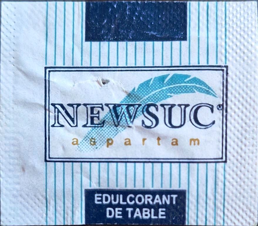 Ma collection personnelle de Sachets d'édulcorant de la marque d'édulcorant NEW SUC de France. Ma collection personnelle de Sachets d'édulcorant de la marque d'édulcorant NEW SUC de France.