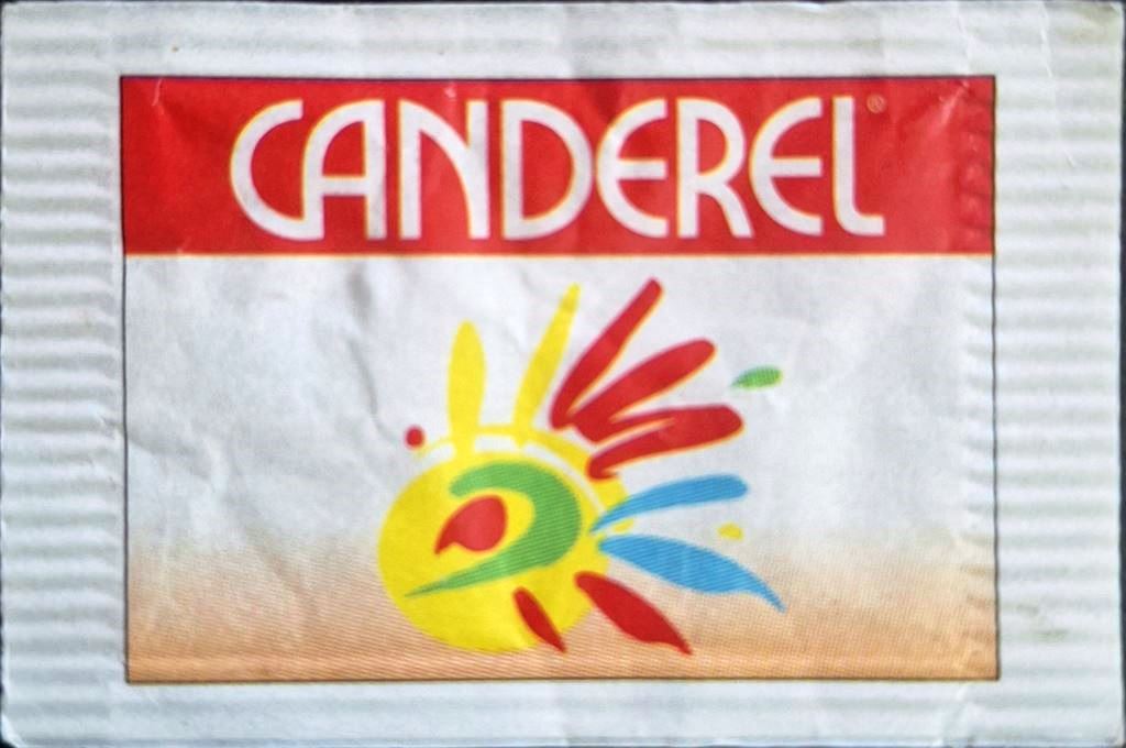 Ma collection personnelle de Sachets d'édulcorant de la marque d'édulcorant CANDEREL de France. Ma collection personnelle de Sachets d'édulcorant de la marque d'édulcorant CANDEREL de France.