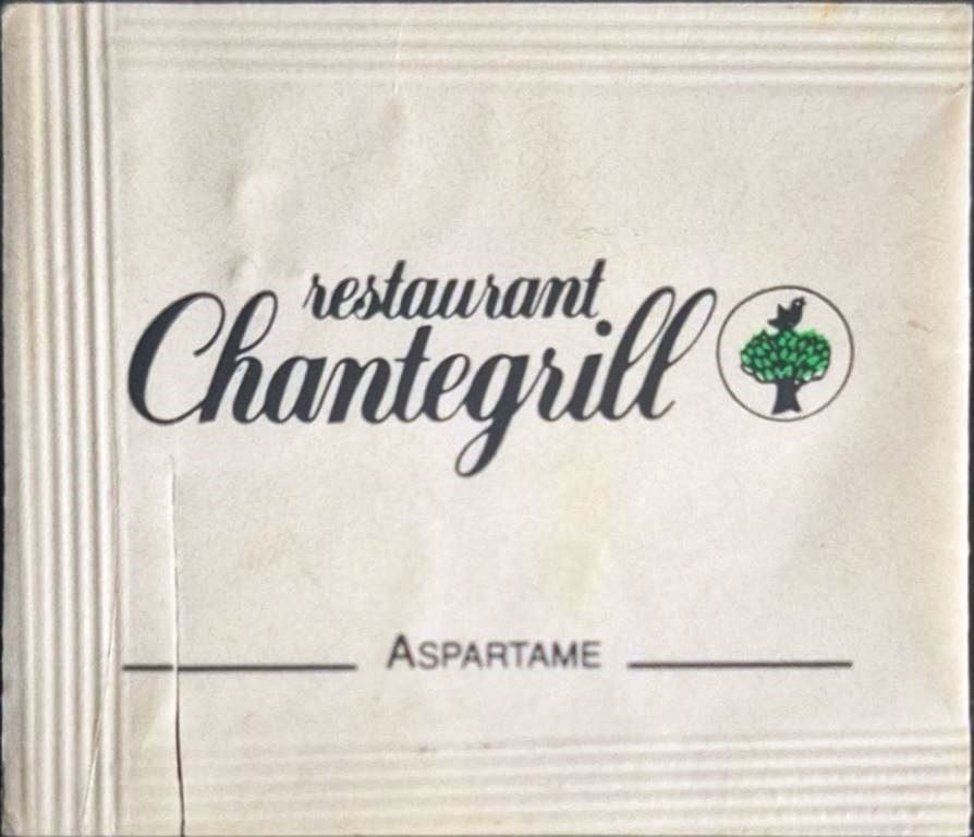 . Sachets d'édulcorant CHR du RESTAURANT CHANTEGRILL de France.