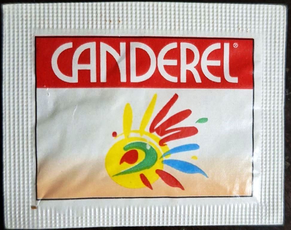 Ma collection personnelle de Sachets d'édulcorant de la marque d'édulcorant CANDEREL de France. Ma collection personnelle de Sachets d'édulcorant de la marque d'édulcorant CANDEREL de France.