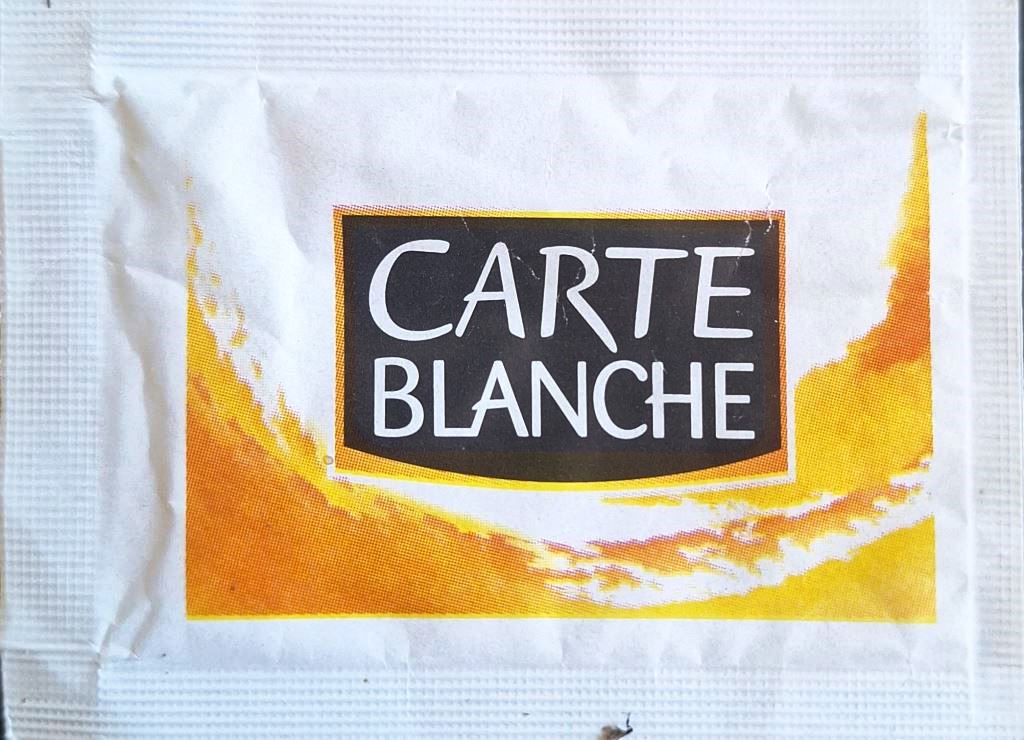 Ma collection personnelle de Sachets d'édulcorant de la marque d'édulcorant CARTE BLANCHE de France. Ma collection personnelle de Sachets d'édulcorant de la marque d'édulcorant CARTE BLANCHE de France.