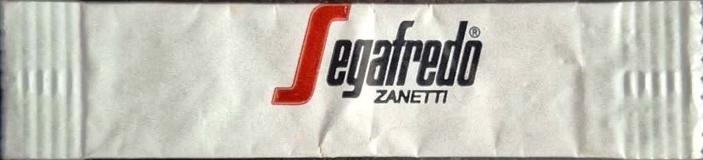 Sachets d'édulcorant de la marque de café SEGAFREDO de France. Sachets d'édulcorant de la marque de café SEGAFREDO de France.