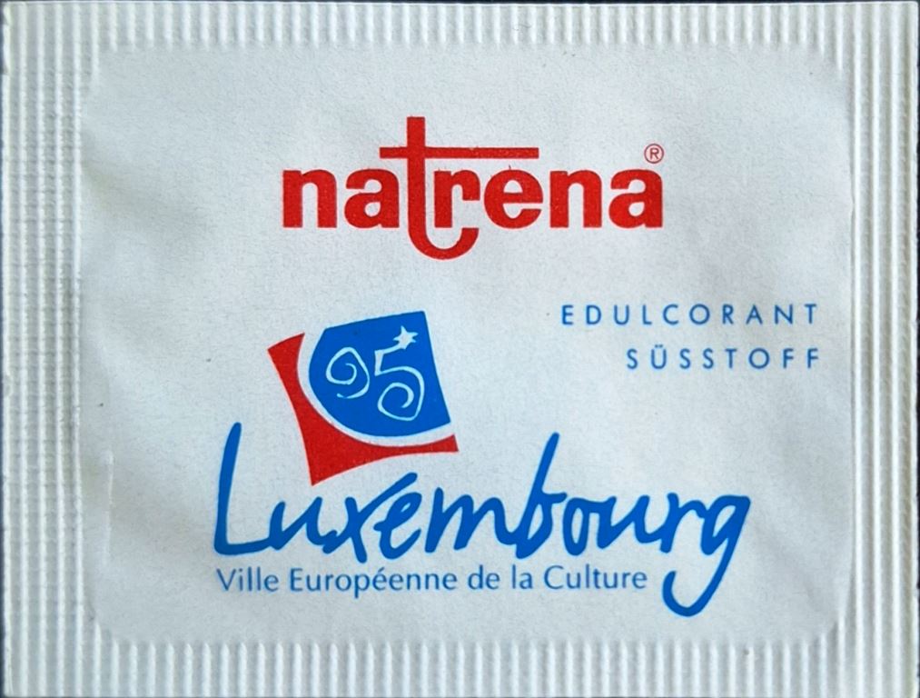 Meng perséinlech Kollektioun vu Séissstoff-Tytchen vu Séissstoff-Marken aus Lëtzebuerg. Meng perséinlech Kollektioun vu Séissstoff-Tytchen vu Séissstoff-Marken aus Lëtzebuerg.